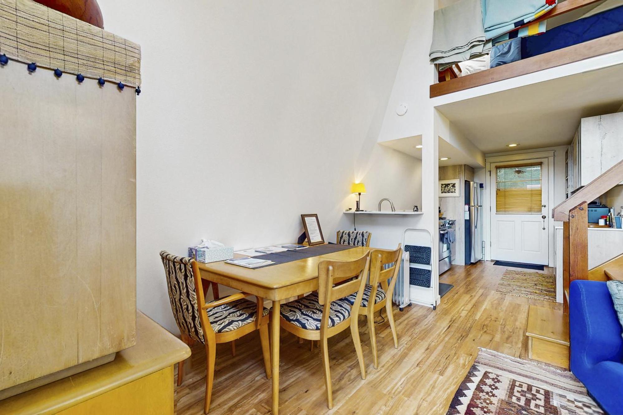 Tranquil Tides Cottage Лэнгли Экстерьер фото